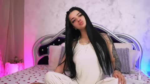 Snapshot of yournaughtyangel1 chatting on May 25, 3:56 am Alicia online show from May 25, 3:56 am