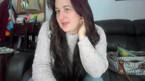 Snapshot of yournewfavoritecamgirl chatting on February 16, 2:24 pm Lexi online show from February 16, 2:24 pm