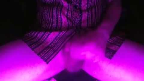 youroneshot online show from February 7, 11:03 pm