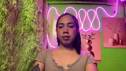Snapshot of youronlyprincess01 chatting on July 27, 12:56 pm youronlyprincess01 online show from July 27, 12:56 pm