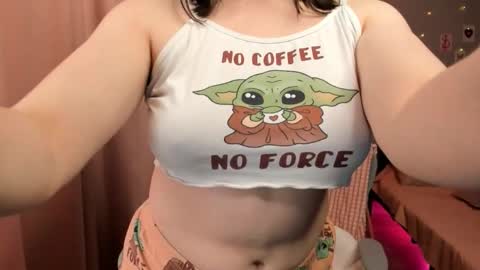 Snapshot of yourraccoon chatting on February 10, 1:26 pm Jenny online show from February 10, 1:26 pm