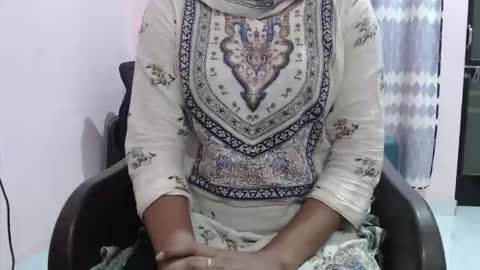 Snapshot of yoursassy_girl chatting on October 31, 9:16 pm yoursassy_girl online show from October 31, 9:16 pm