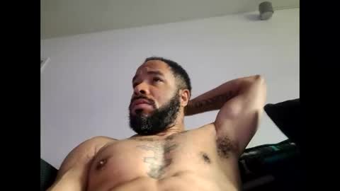 Snapshot of yoursexydaddy79 chatting on November 3, 3:24 pm mother fucker online show from November 3, 3:24 pm