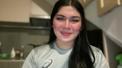 LALA online show from February 20, 6:52 pm