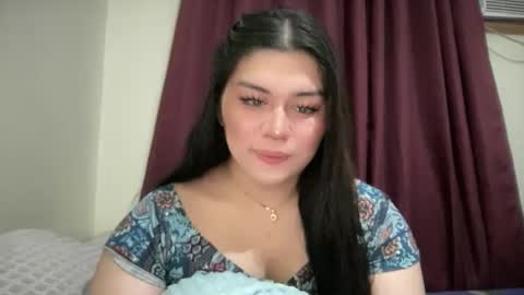 Snapshot of yoursexytowngirl chatting on April 24, 6:10 pm LALA online show from April 24, 6:10 pm