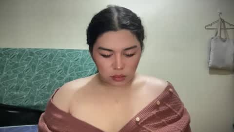 Snapshot of yoursexytowngirl chatting on April 26, 5:38 am LALA online show from April 26, 5:38 am