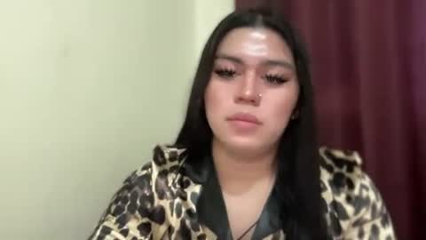 Snapshot of yoursexytowngirl chatting on May 18, 12:29 am LALA online show from May 18, 12:29 am