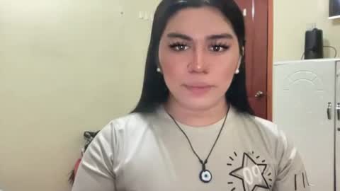 Snapshot of yoursexytowngirl chatting on May 25, 8:42 am LALA online show from May 25, 8:42 am