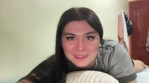 Snapshot of yoursexytowngirl chatting on June 15, 2:41 pm LALA online show from June 15, 2:41 pm