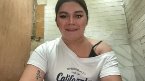 Snapshot of yoursexytowngirl chatting on July 14, 3:11 am LALA online show from July 14, 3:11 am