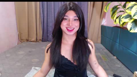 Snapshot of yourslutty_stella69 chatting on July 8, 5:45 am Stella online show from July 8, 5:45 am