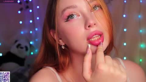 Snapshot of yourspringani chatting on September 16, 3:02 pm Im Ani online show from September 16, 3:02 pm