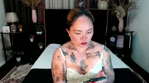 Snapshot of yoursweet_amara chatting on April 25, 11:24 pm AMARA online show from April 25, 11:24 pm