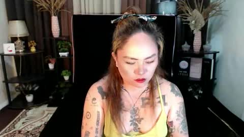 Snapshot of yoursweet_amara chatting on April 28, 2:27 am AMARA online show from April 28, 2:27 am