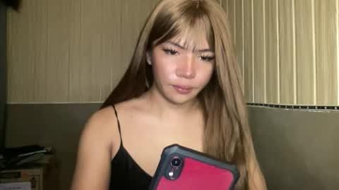 Snapshot of yoursweet_loveace chatting on May 2, 6:35 pm yoursweet_loveace online show from May 2, 6:35 pm