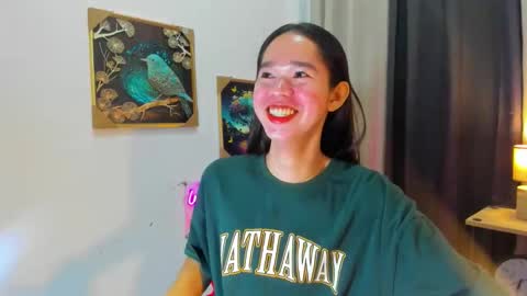 Snapshot of yourtinybunny chatting on May 11, 3:18 pm yourtinybunny online show from May 11, 3:18 pm