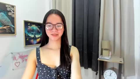 Snapshot of yourtinybunny chatting on July 16, 12:27 am yourtinybunny online show from July 16, 12:27 am