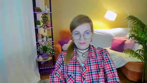 Alice online show from October 12, 11:42 am