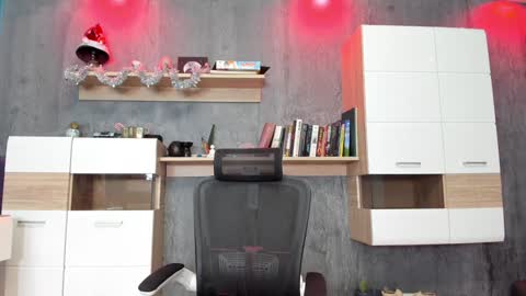 YourVenus00 -Follow my OF online show from December 28, 5:14 pm