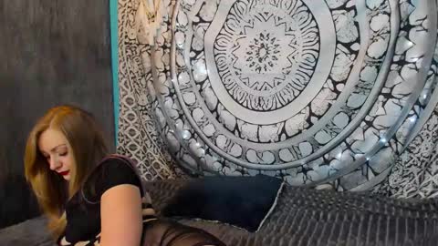 YourVenus00 -Follow my OF online show from February 19, 12:56 pm