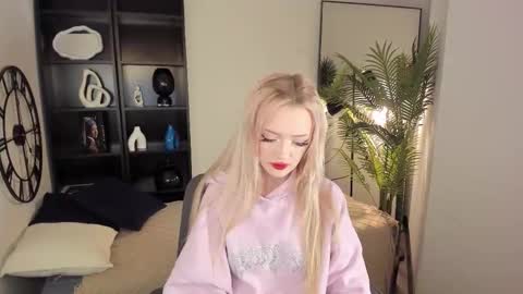 Emily online show from October 12, 10:09 pm