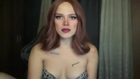 Snapshot of yourwildestdreamgirl chatting on February 20, 10:32 pm ANDREA online show from February 20, 10:32 pm