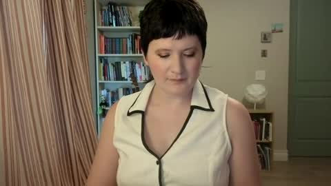 Snapshot of yousaiditfirst chatting on July 17, 6:46 pm Rose Noire online show from July 17, 6:46 pm