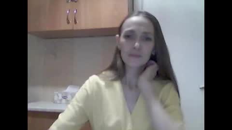 Snapshot of youur_light chatting on May 1, 6:12 pm Youur light online show from May 1, 6:12 pm