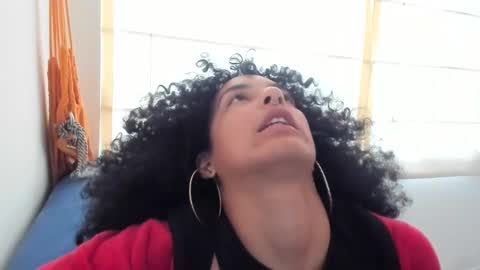 elizabeth  ju   online show from February 13, 9:27 pm