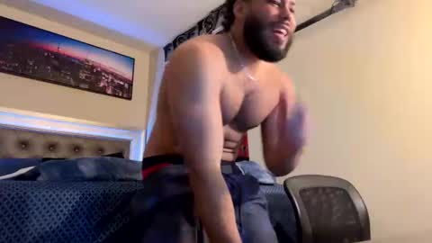 yovngbabyg4 online show from January 11, 10:29 pm
