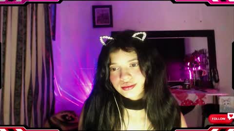 Snapshot of ysera_cb chatting on November 3, 11:33 am Lilith online show from November 3, 11:33 am