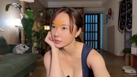 lili online show from November 19, 11:32 am