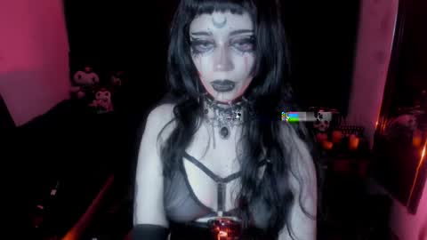 Snapshot of yueeclipsa chatting on May 5, 4:42 am Yue Eclipsa online show from May 5, 4:42 am