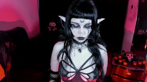 Snapshot of yueeclipsa chatting on May 24, 5:34 am Yue Eclipsa online show from May 24, 5:34 am