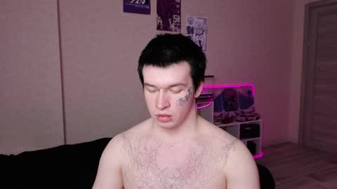 Yuki online show from April 3, 2:59 pm