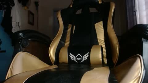 yukikawaiii online show from April 16, 3:51 am