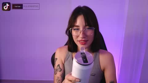 Snapshot of yulienne chatting on September 11, 4:12 am Yulienne online show from September 11, 4:12 am