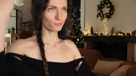 Snapshot of yulladao chatting on December 8, 10:08 am yulla dao online show from December 8, 10:08 am