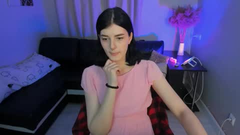 Yumi online show from February 27, 11:05 pm