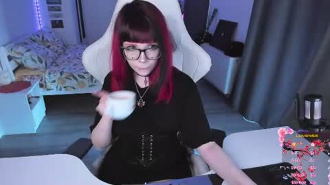 Snapshot of yumi_youkai chatting on June 21, 12:41 pm Yumi 3 online show from June 21, 12:41 pm