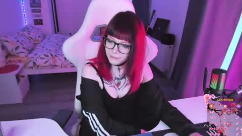 Snapshot of yumi_youkai chatting on June 29, 5:24 pm Yumi 3 online show from June 29, 5:24 pm