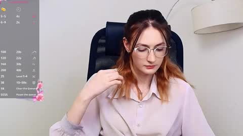 Snapshot of yumiko_yumi chatting on May 7, 2:11 pm yumiko_yumi online show from May 7, 2:11 pm