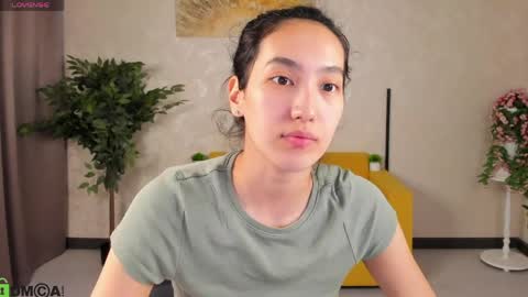 Cindey online show from April 2, 3:37 am