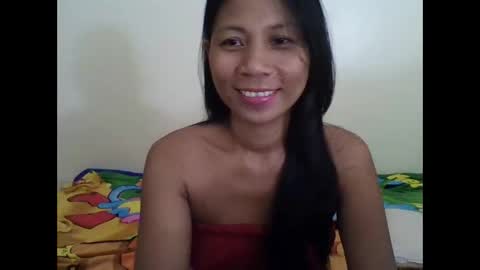 Snapshot of yuna_05 chatting on March 31, 1:33 pm yuna_05 online show from March 31, 1:33 pm