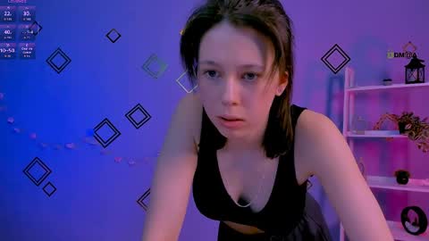 Snapshot of yuna_neon chatting on May 2, 8:58 pm yuna_neon online show from May 2, 8:58 pm