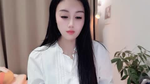 YunEr online show from April 7, 2:39 pm