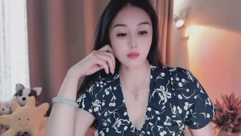 YunEr online show from May 30, 7:05 am