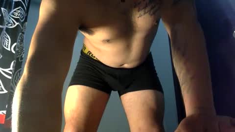 YungJefe online show from February 3, 9:47 am