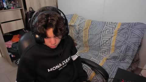 yurii_moody online show from February 16, 3:08 pm