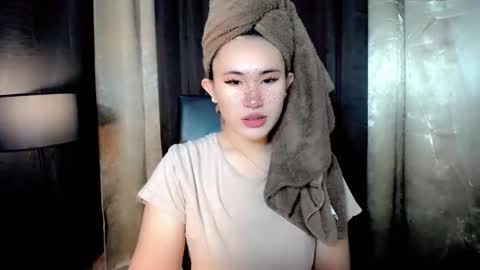 yuriyumixx_xoxo online show from October 24, 11:28 am